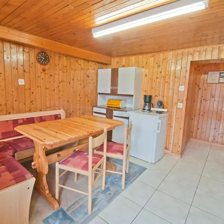 Apartman Heideroesli, Distelhorn Grächen